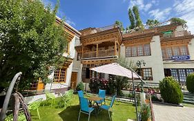 New Royal Guest House Leh